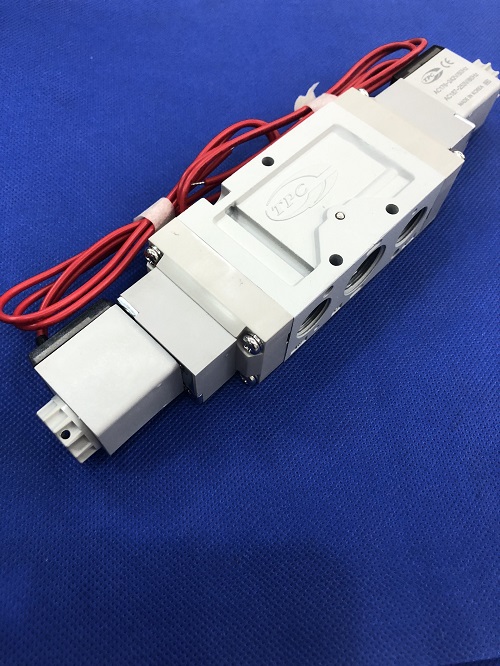 Van điện từ Tpc RDS5220-2G-03